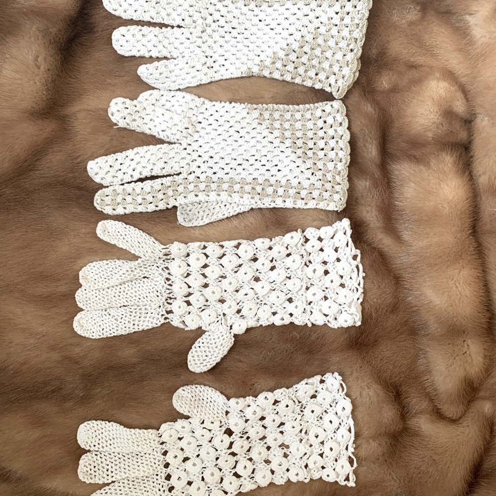 Wedding gloves